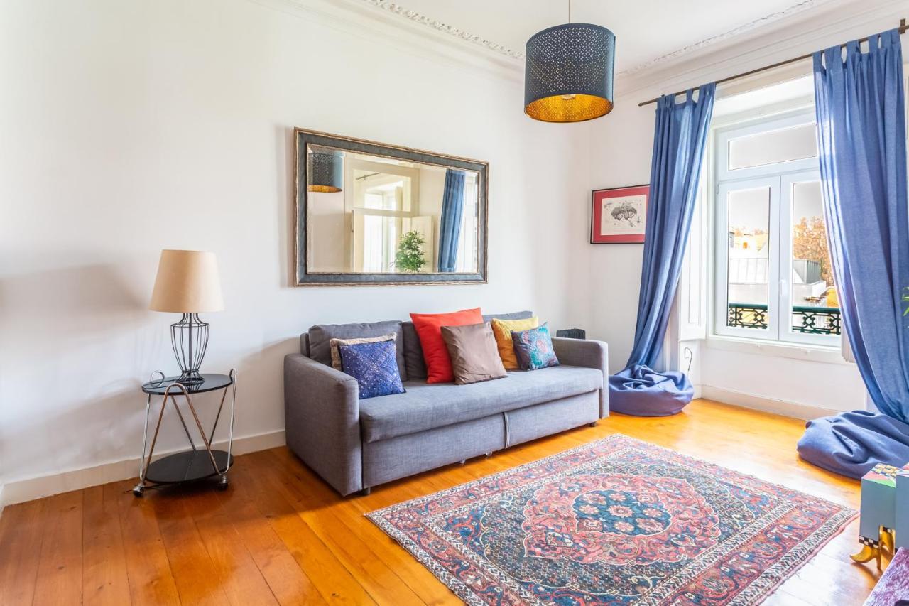 Bright 2 Bedroom Apt 100M From Av. Liberdade Лиссабон Экстерьер фото
