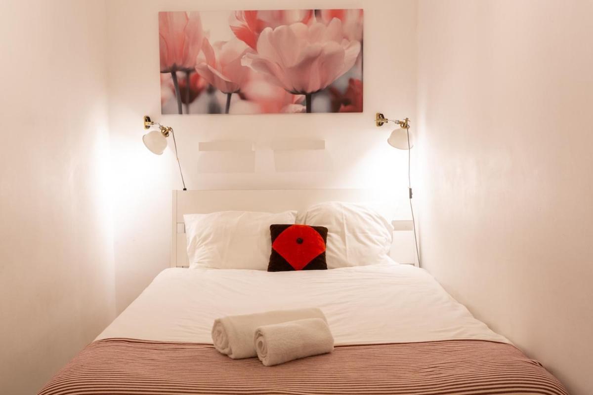 Bright 2 Bedroom Apt 100M From Av. Liberdade Лиссабон Экстерьер фото
